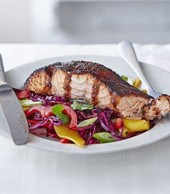 https://www.pontalo.net - Sticky jerk salmon with mango slaw