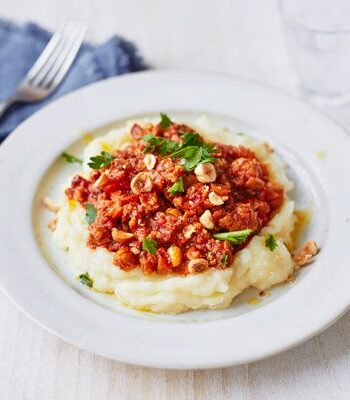 https://www.pontalo.net - Sausage & hazelnut ragu with celeriac mash