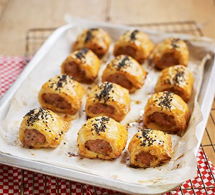 https://www.pontalo.net - Easy sausage rolls