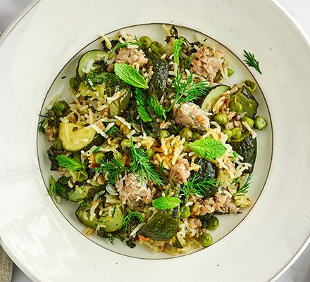 https://www.pontalo.net - Easy sausage & courgette pilaf