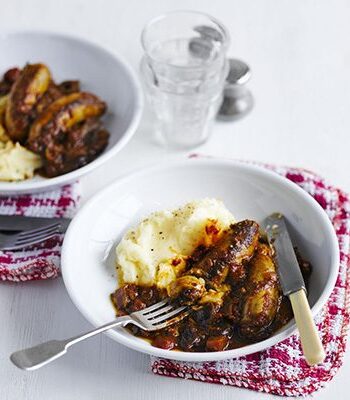 https://www.pontalo.net - Moroccan sausage stew