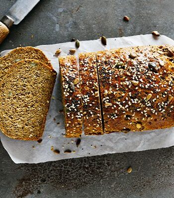 https://www.pontalo.net - Seeded wholemeal loaf