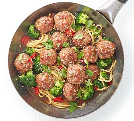 https://www.pontalo.net - Sesame pork meatballs with chilli noodle broth