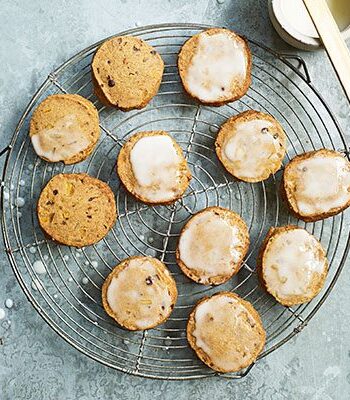 https://www.pontalo.net - Spiced lemon & ginger biscuits