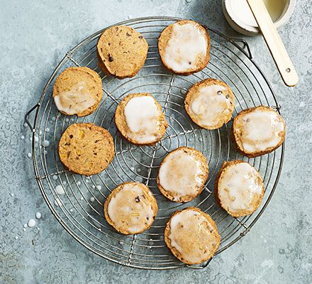 https://www.pontalo.net - Spiced lemon & ginger biscuits