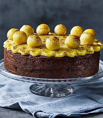 https://www.pontalo.net - Easter simnel cake