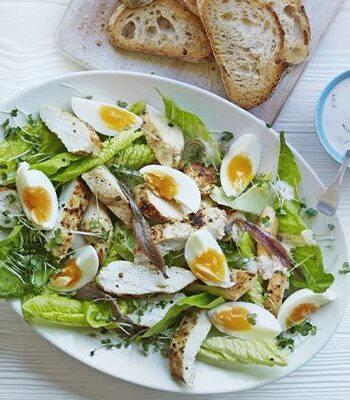 https://www.pontalo.net - Low-fat chicken caesar salad