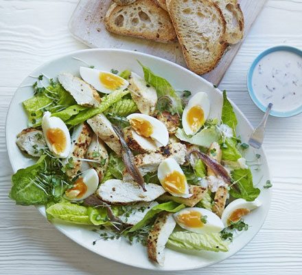 https://www.pontalo.net - Low-fat chicken caesar salad