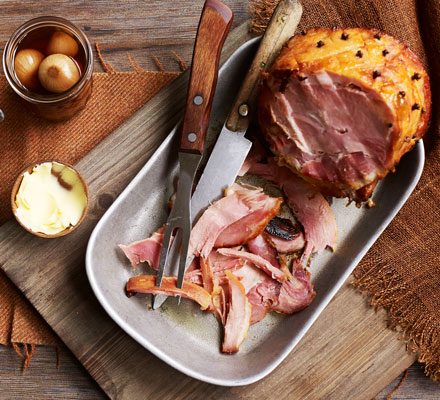 https://www.pontalo.net - Slow-cooker ham with sticky ginger glaze