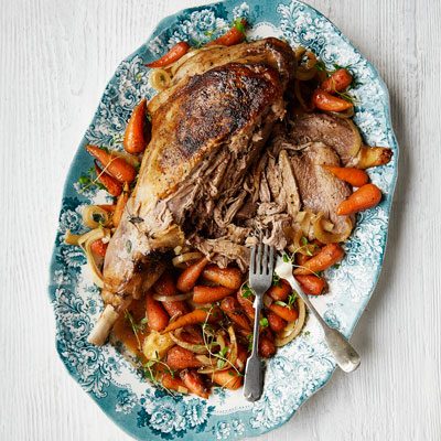 https://www.pontalo.net - Slow roast leg of lamb