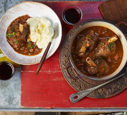 https://www.pontalo.net - Slow-cooker lamb shanks