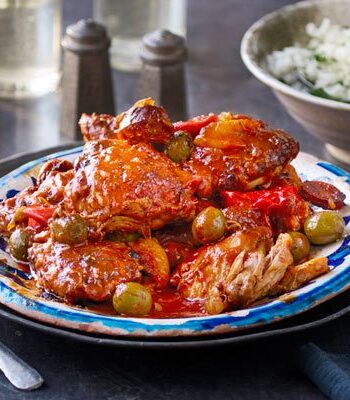 https://www.pontalo.net - Slow-cooker Spanish chicken