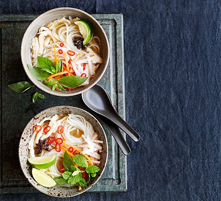 https://www.pontalo.net - Slow cooker turkey pho