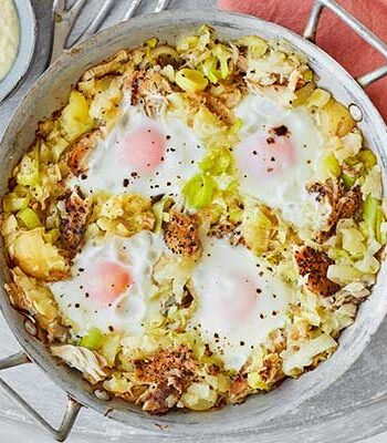 https://www.pontalo.net - Smoked mackerel & leek hash with horseradish