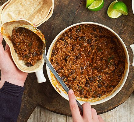 https://www.pontalo.net - Smoky black bean chilli