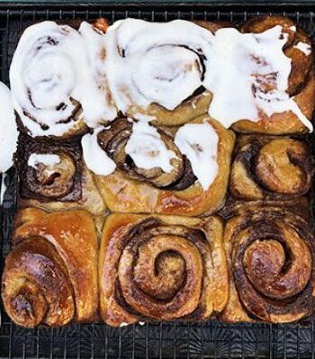 https://www.pontalo.net - Sourdough cinnamon buns