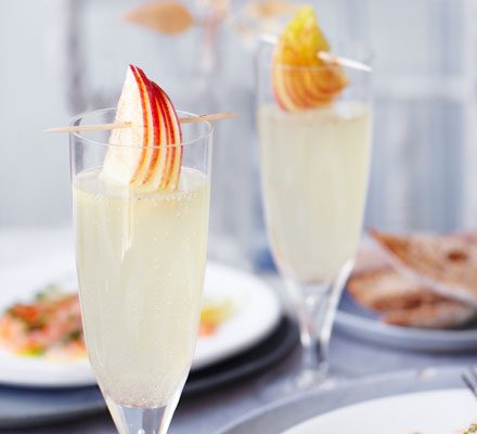 https://www.pontalo.net - Spiced apple snaps fizz