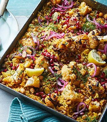 https://www.pontalo.net - Harissa cauliflower pilaf