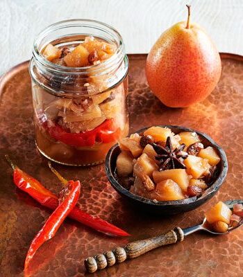 https://www.pontalo.net - Spiced pear chutney