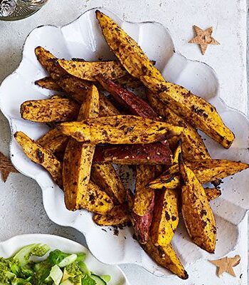 https://www.pontalo.net - Spiced sweet potato wedges