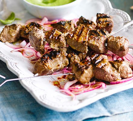 https://www.pontalo.net - Spiced grilled lamb skewers