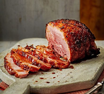 https://www.pontalo.net - Spiced ginger-glazed ham