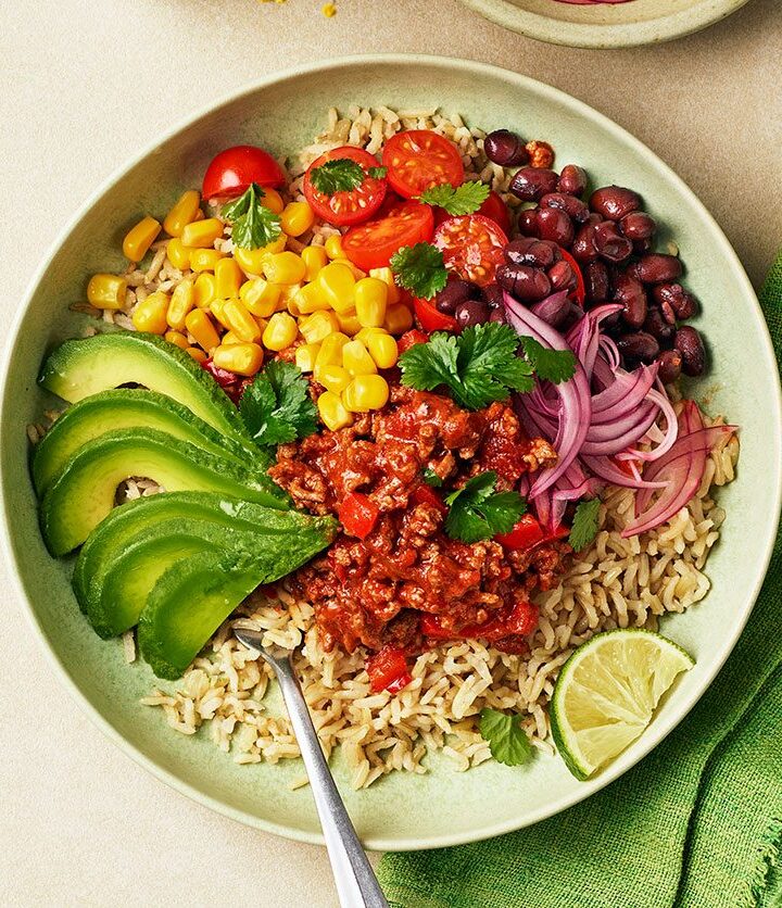 https://www.pontalo.net - Spicy beef taco bowl