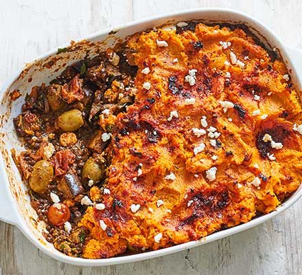 https://www.pontalo.net - Spicy harissa aubergine pie