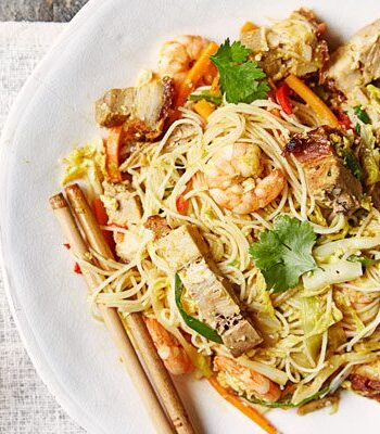 https://www.pontalo.net - Spicy Singapore noodles