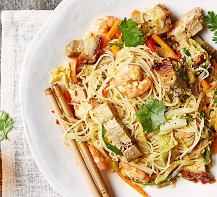 https://www.pontalo.net - Spicy Singapore noodles