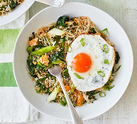 https://www.pontalo.net - Spring green fried rice & eggs