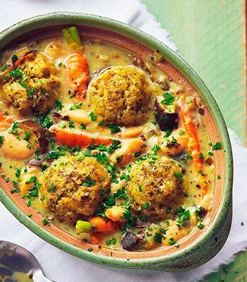 https://www.pontalo.net - Slow cooker vegetable stew with cheddar dumplings