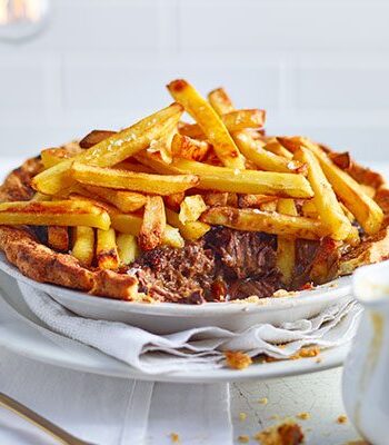 https://www.pontalo.net - Steak & chips pie