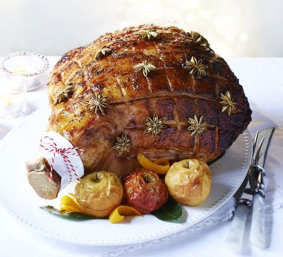 https://www.pontalo.net - Sticky maple-glazed ham with baked apple sauce