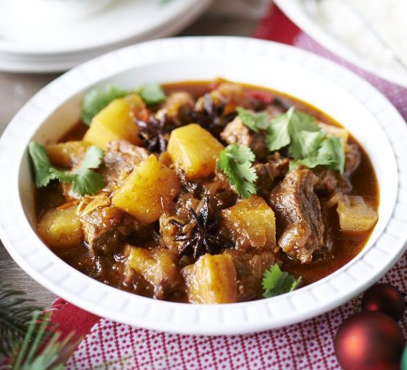 https://www.pontalo.net - Sticky pork & pineapple hotpot