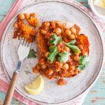 https://www.pontalo.net - Vegan chickpea curry jacket potatoes