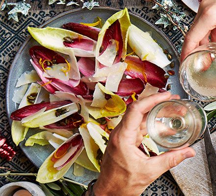 https://www.pontalo.net - Tangy chicory salad