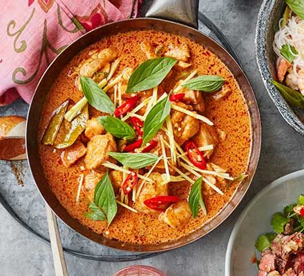 https://www.pontalo.net - Thai red curry