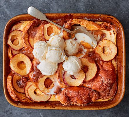 https://www.pontalo.net - Toffee apple bread & butter pudding