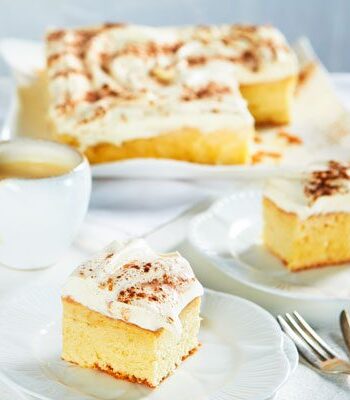 https://www.pontalo.net - Tres leches cake (milk cake)