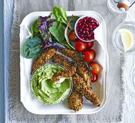 https://www.pontalo.net - Turkey breast fingers with avocado dip