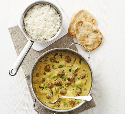 https://www.pontalo.net - Turkey meatball & pineapple curry