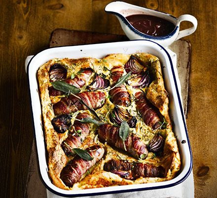 https://www.pontalo.net - Ultimate toad-in-the-hole with caramelised onion gravy