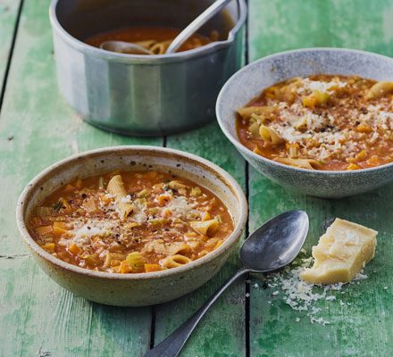 https://www.pontalo.net - Lentil Bolognese soup