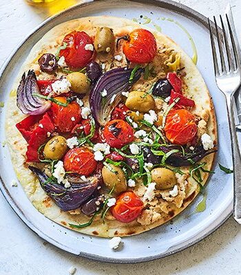 https://www.pontalo.net - Veggie-loaded flatbread