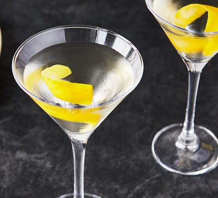 https://www.pontalo.net - Vodka martini