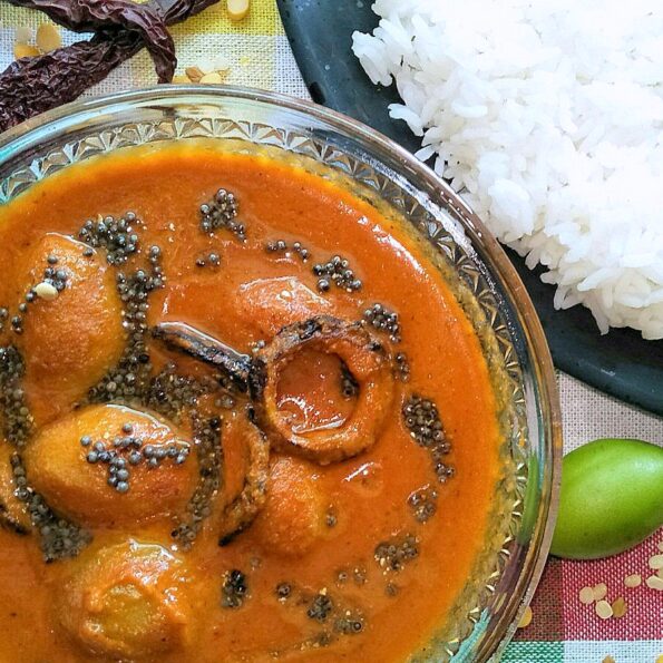 https://www.pontalo.net - Karwar Style Ambade Udid Methi Recipe - Hog Plum Curry