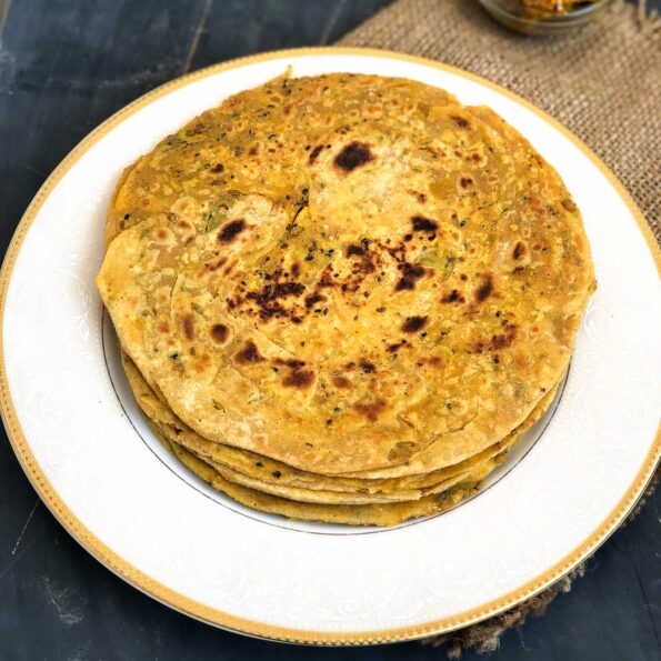 https://www.pontalo.net - Achari Lachha Paratha Recipe-Spicy Indian Style Flaky Bread