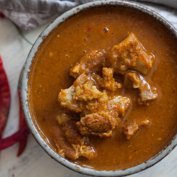 https://www.pontalo.net - Achari Gosht Recipe