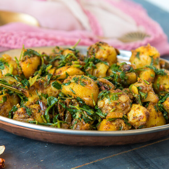 https://www.pontalo.net - Aloo Methi Sabzi Recipe - Potato Fenugreek Leaves Sabzi